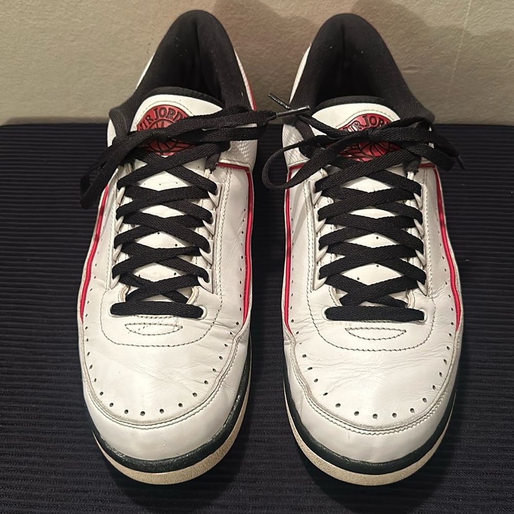 Air Jordan Retro 2. Chicago Bulls (Low)